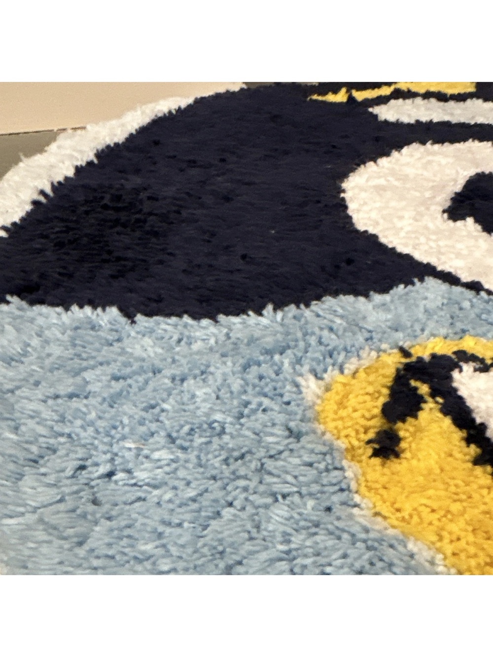 Bluey Round Bath Rug - Picture 6 of 10